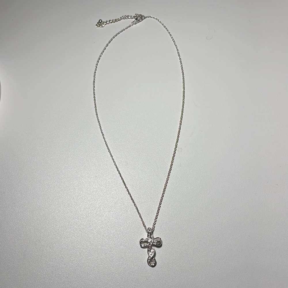 NWOT Cross Necklace With Crystals